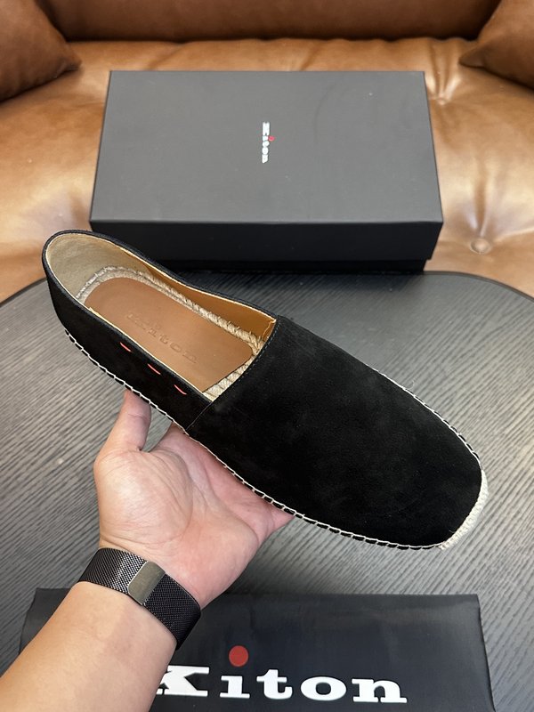 Kiton 남성 소가죽 운동화 001-287154