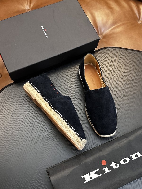 Kiton 남성 소가죽 운동화 001-287155