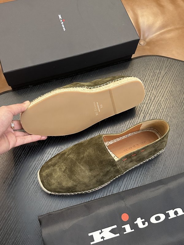 Kiton 남성 소가죽 운동화 001-287156