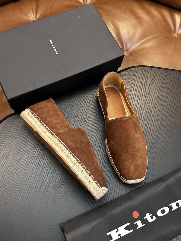 Kiton 남성 송아지 가죽 운동화 001-287157