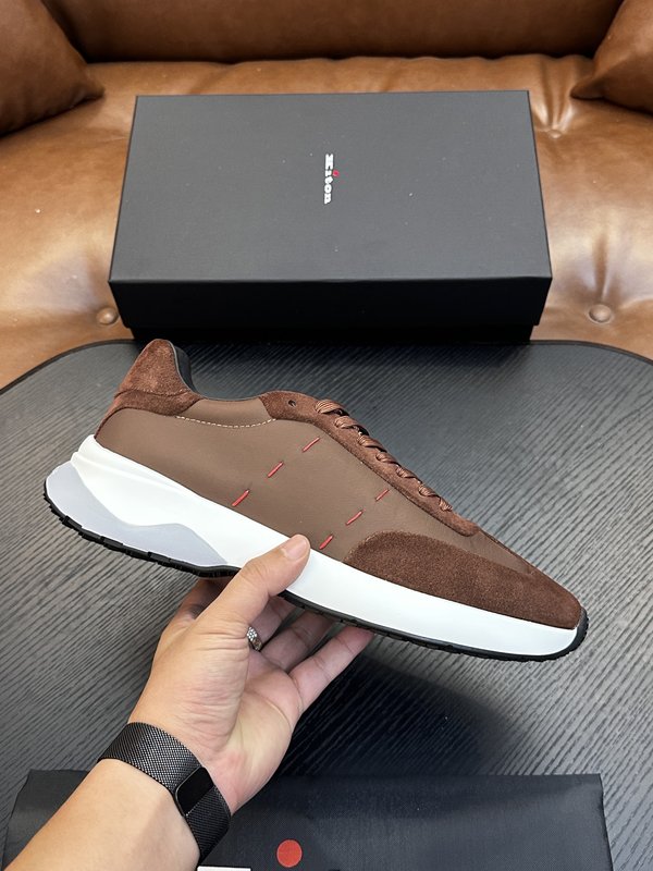 Kiton 남성 소가죽 운동화 001-287167