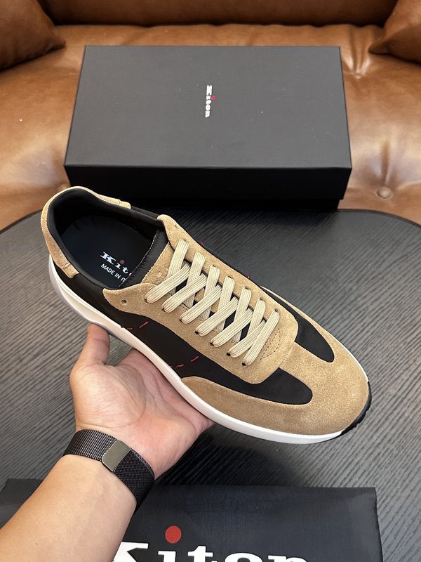 Kiton 소가죽 남성 스니커즈 001-287168