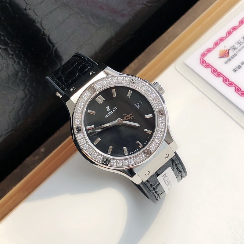 Hublot 클래식 퓨전 여성용 시계 33mm 001-287267