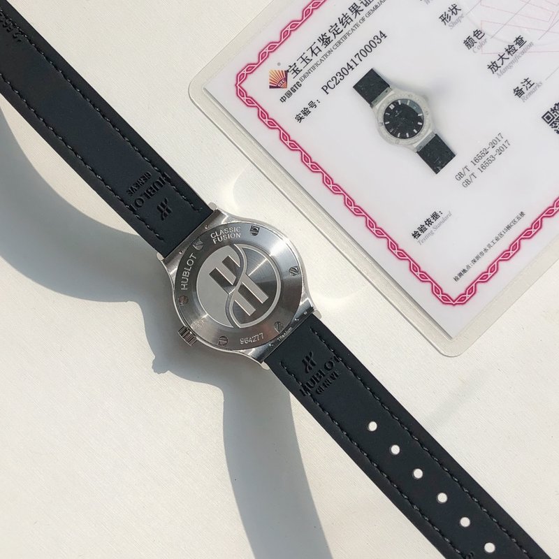 Hublot 클래식 퓨전 여성용 시계 33mm 001-287267