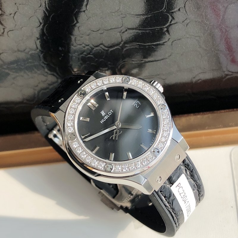 Hublot 클래식 퓨전 여성용 시계 33mm 001-287267